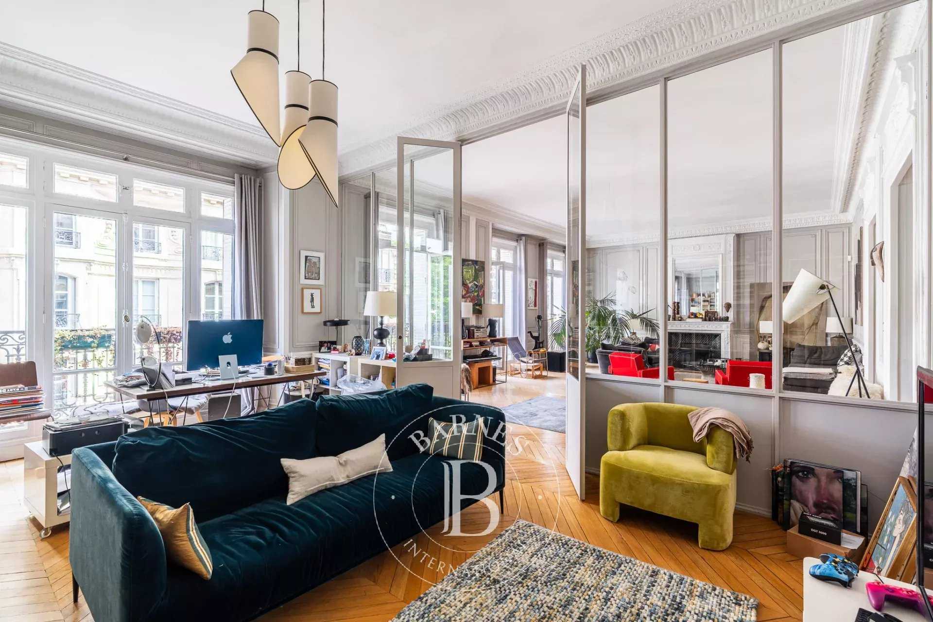 Paris  - Appartement 7 Pi&egrave;ces 4 Chambres