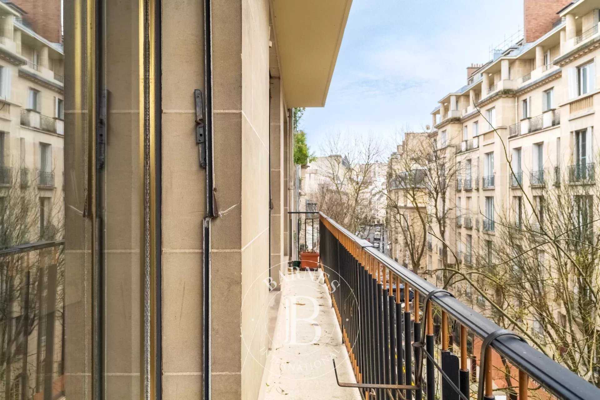 Apartment Paris 75016