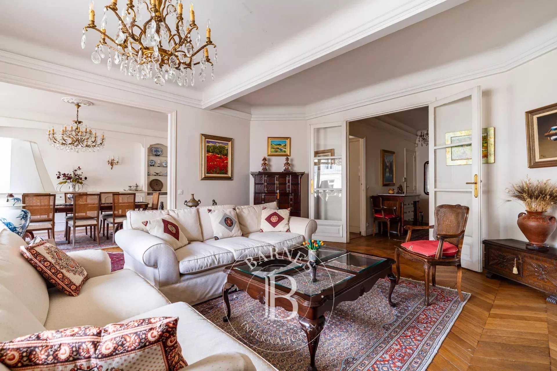 Paris  - Apartment 3 Bedrooms