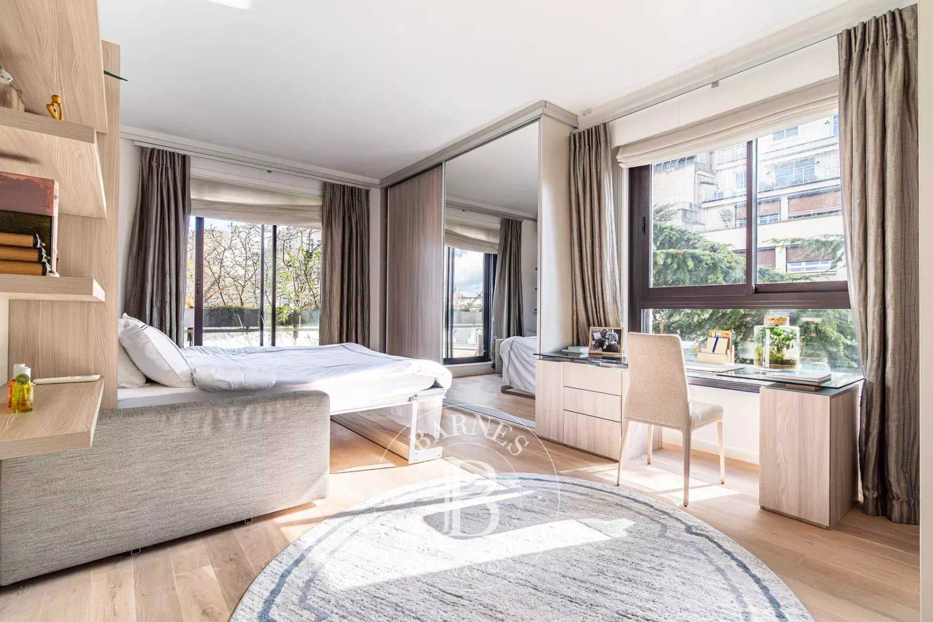 Paris  - Apartment 2 Bedrooms