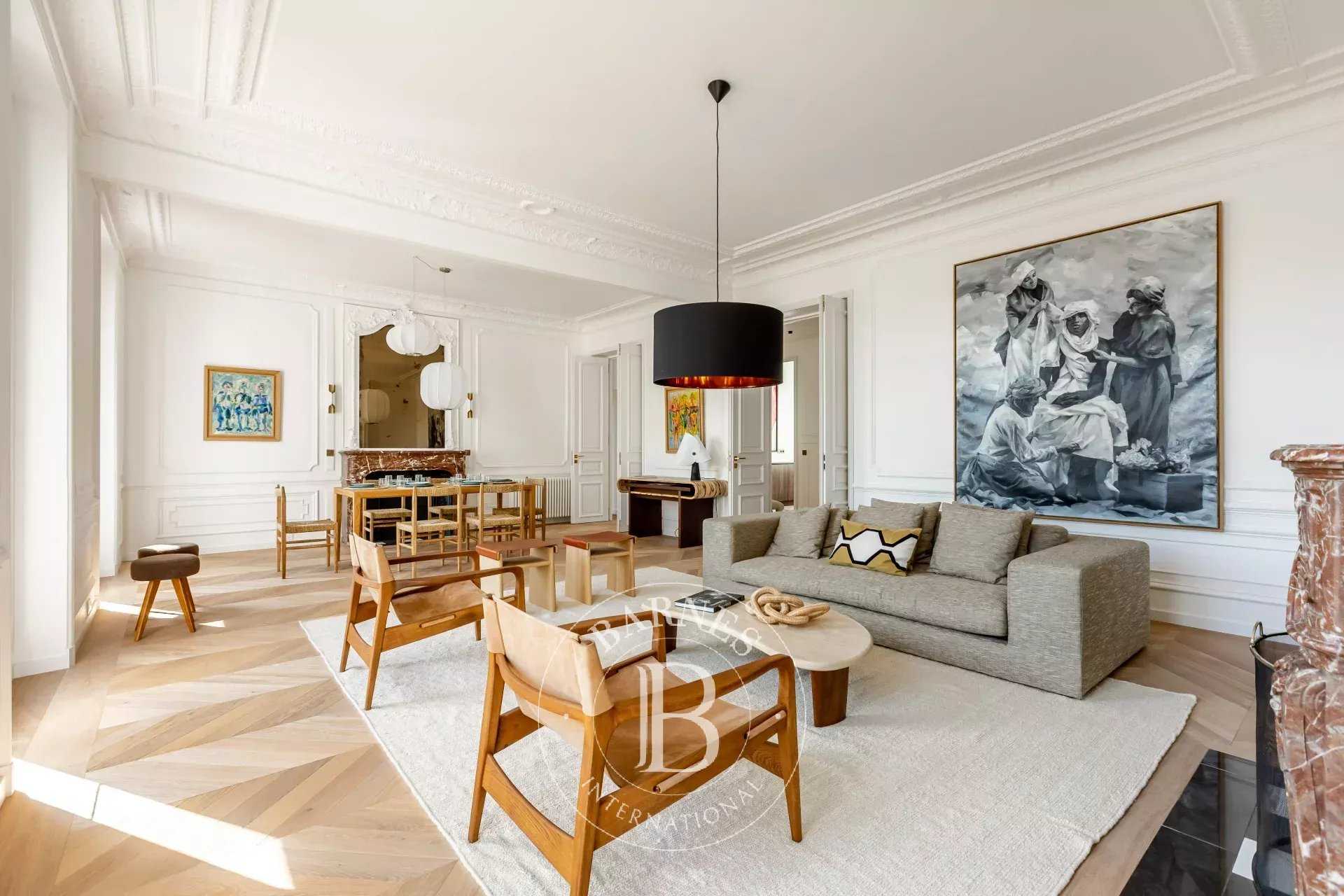 Paris  - Apartment 4 Bedrooms