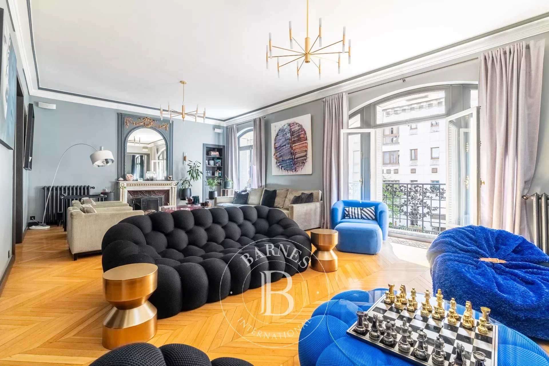 Apartment Paris 75016
