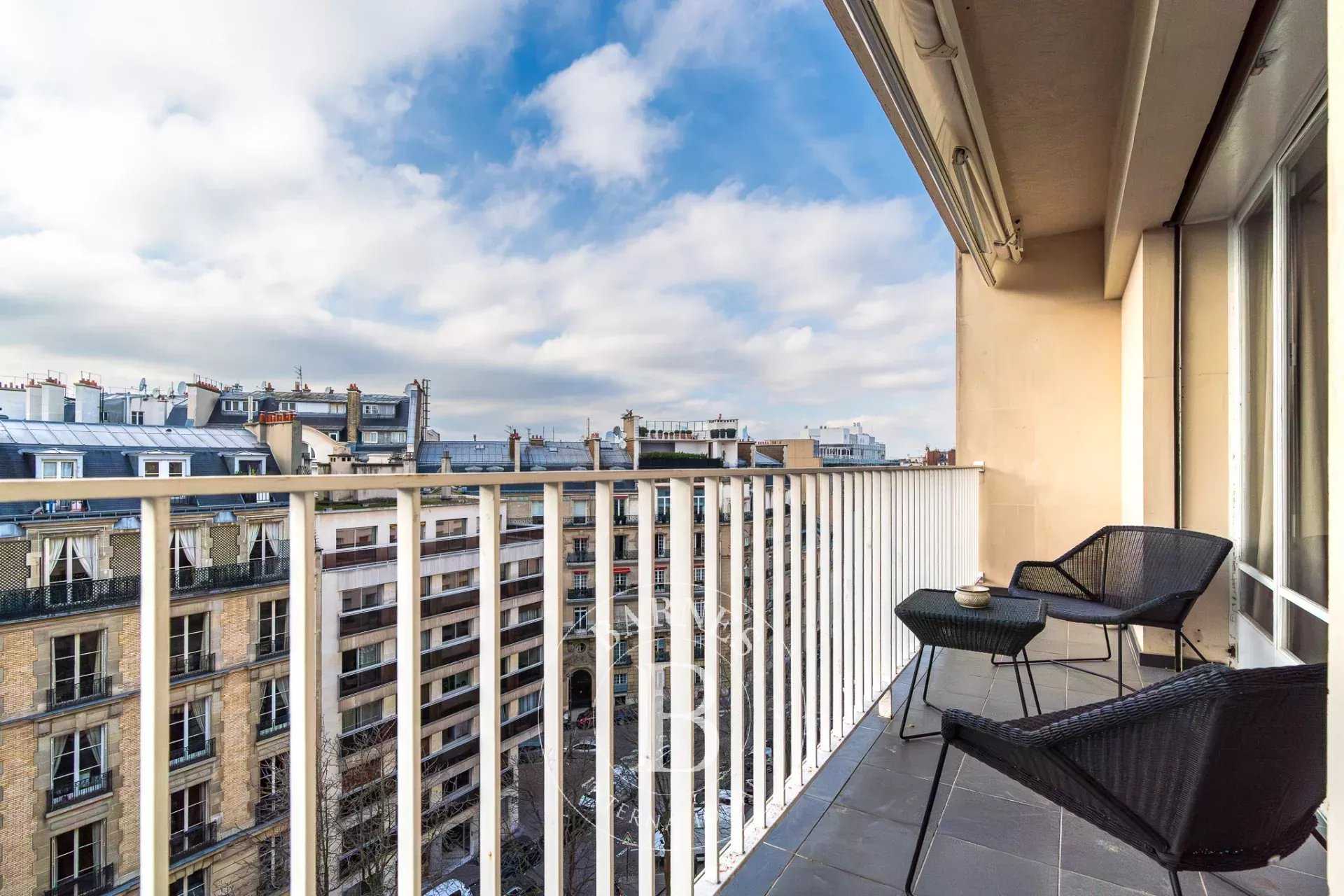 Paris  - Appartement 6 Pi&egrave;ces 4 Chambres