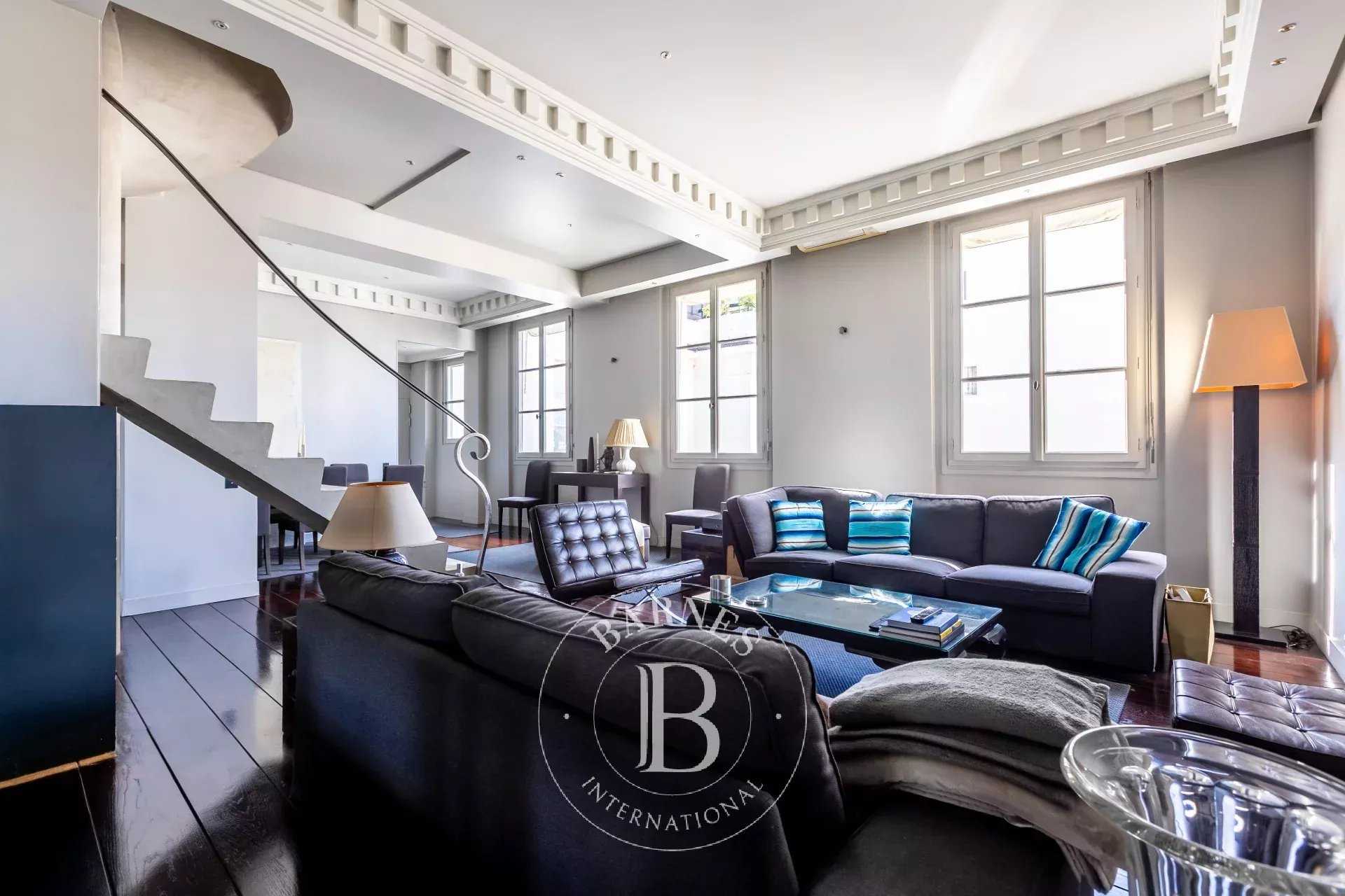 Paris  - Apartment 2 Bedrooms