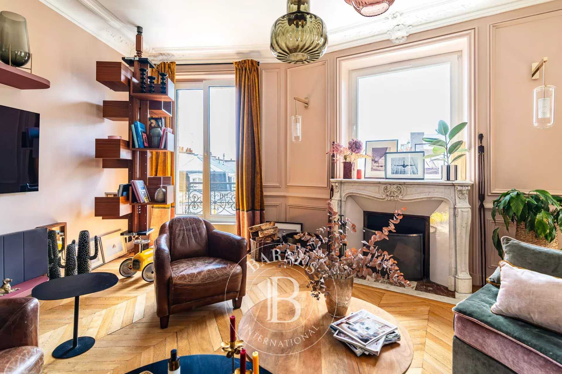 Paris  - Apartment 4 Bedrooms