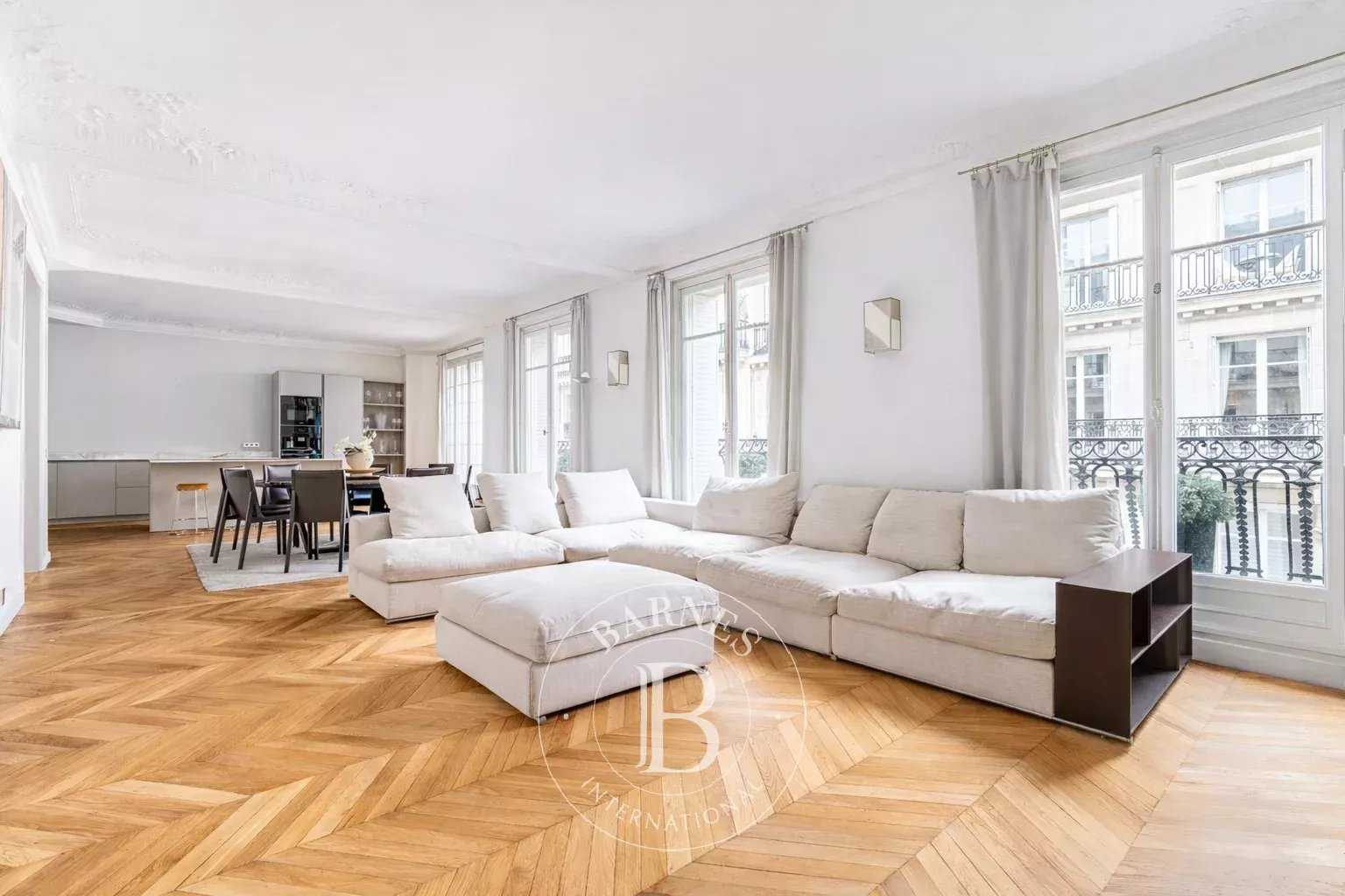 Paris  - Apartment 3 Bedrooms