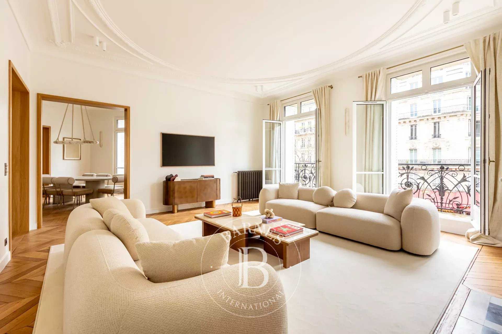 Paris  - Apartment 4 Bedrooms