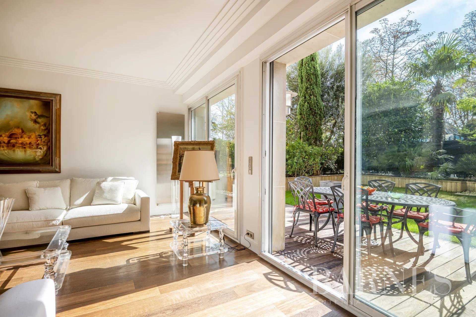Appartement Paris 75016  -  ref 82246671 (picture 1)