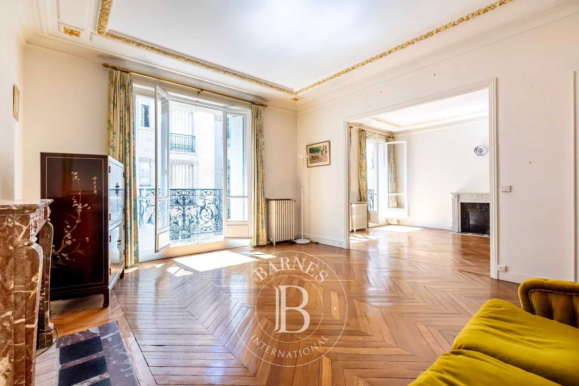 Apartment Paris 75016  -  ref 86081054 (picture 1)