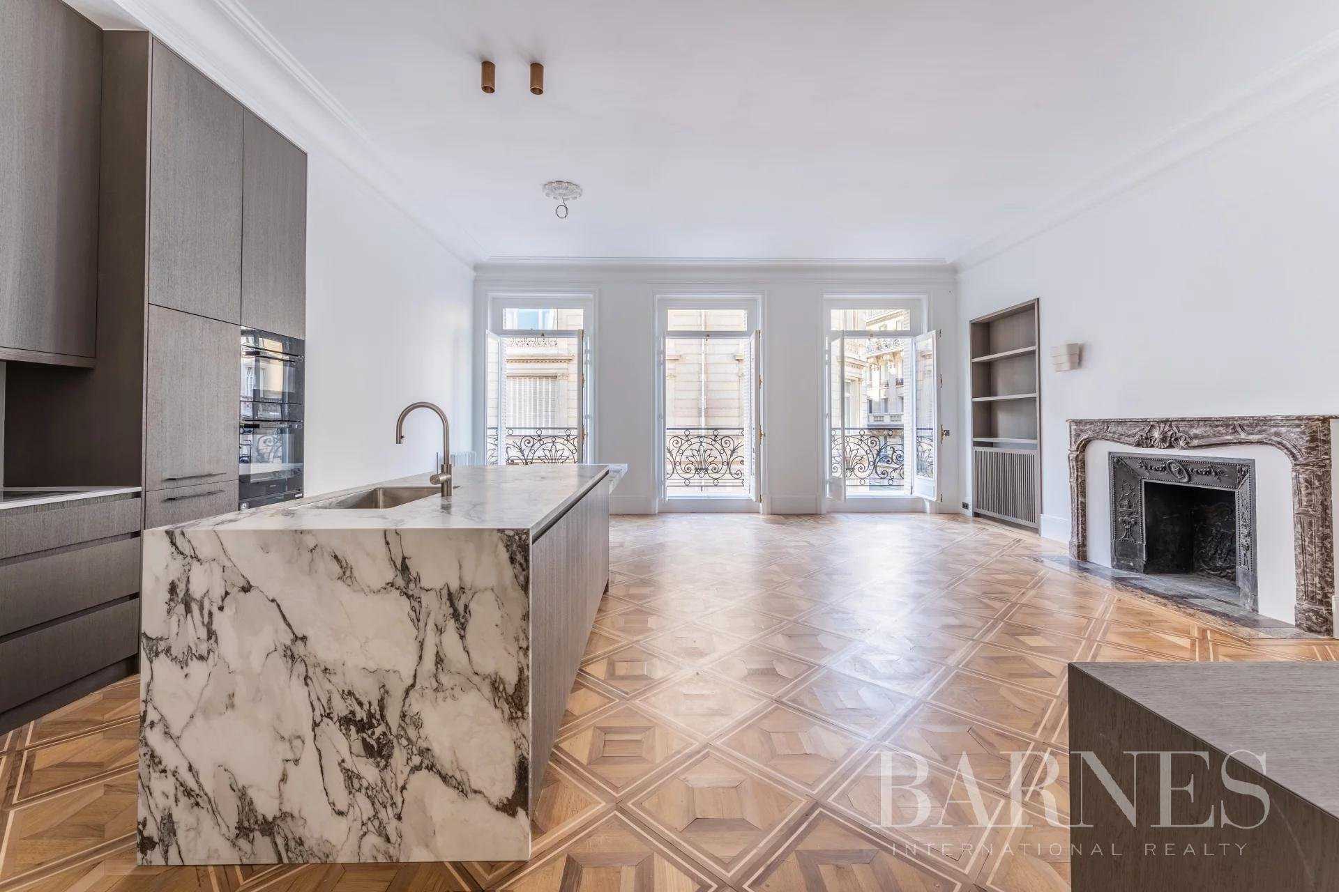 Appartement Paris 75016  -  ref 7615104 (picture 1)