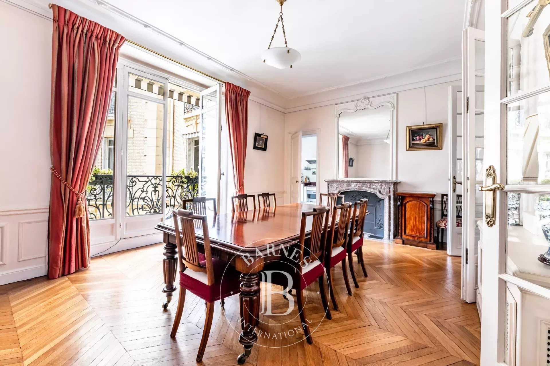 Apartment Paris 75016  -  ref 85937134 (picture 2)