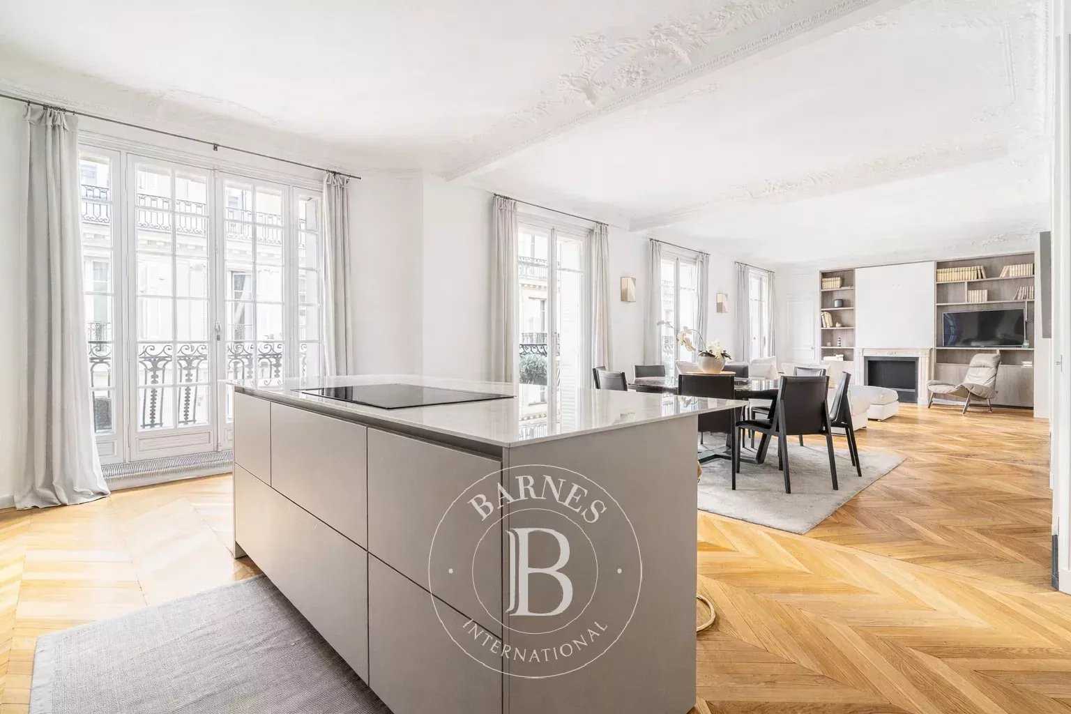 Appartement Paris 75016  -  ref 85936986 (picture 2)