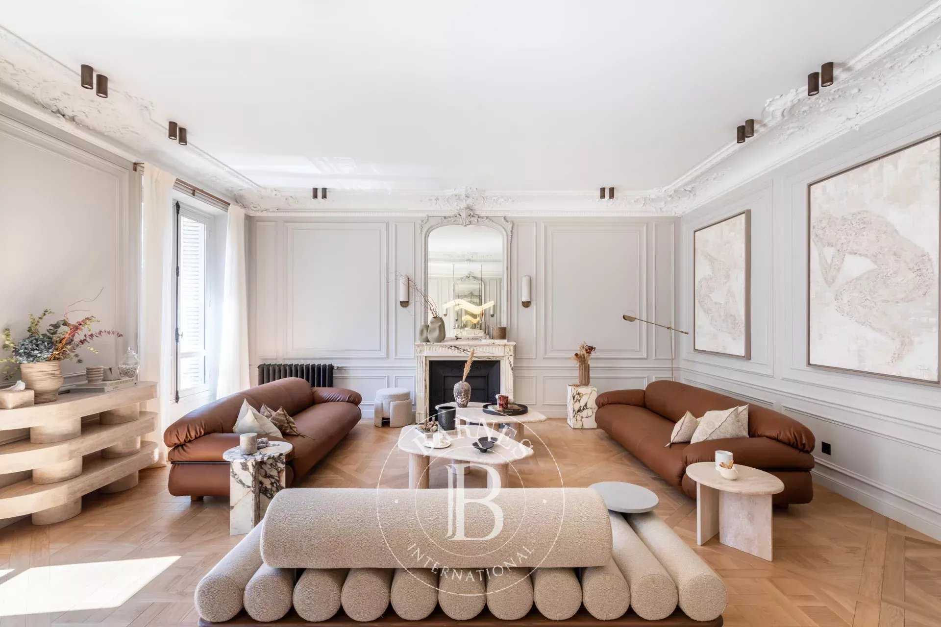 Apartment Paris 75016  -  ref 84926309 (picture 1)