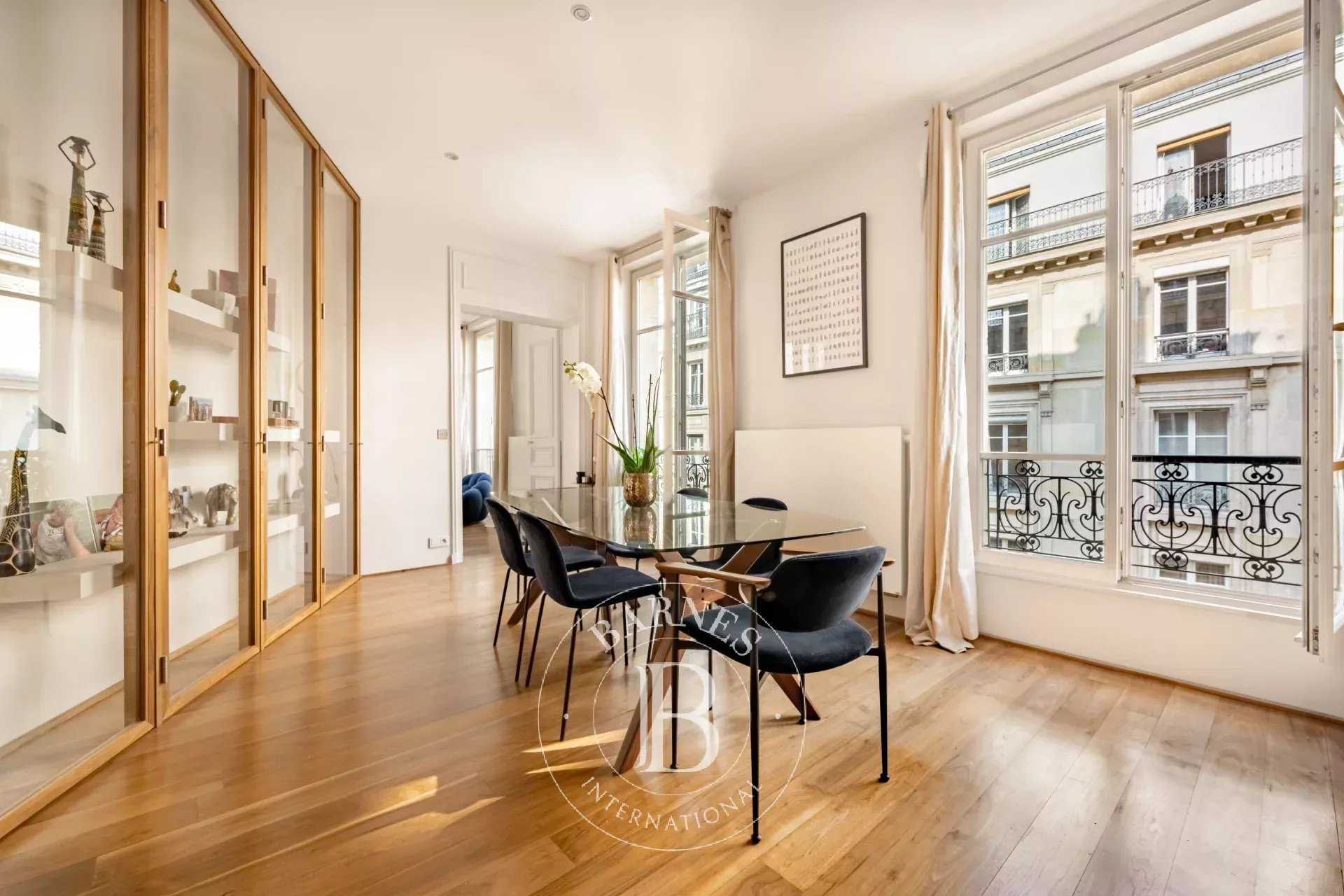 Apartment Paris 75016  -  ref 85734776 (picture 2)