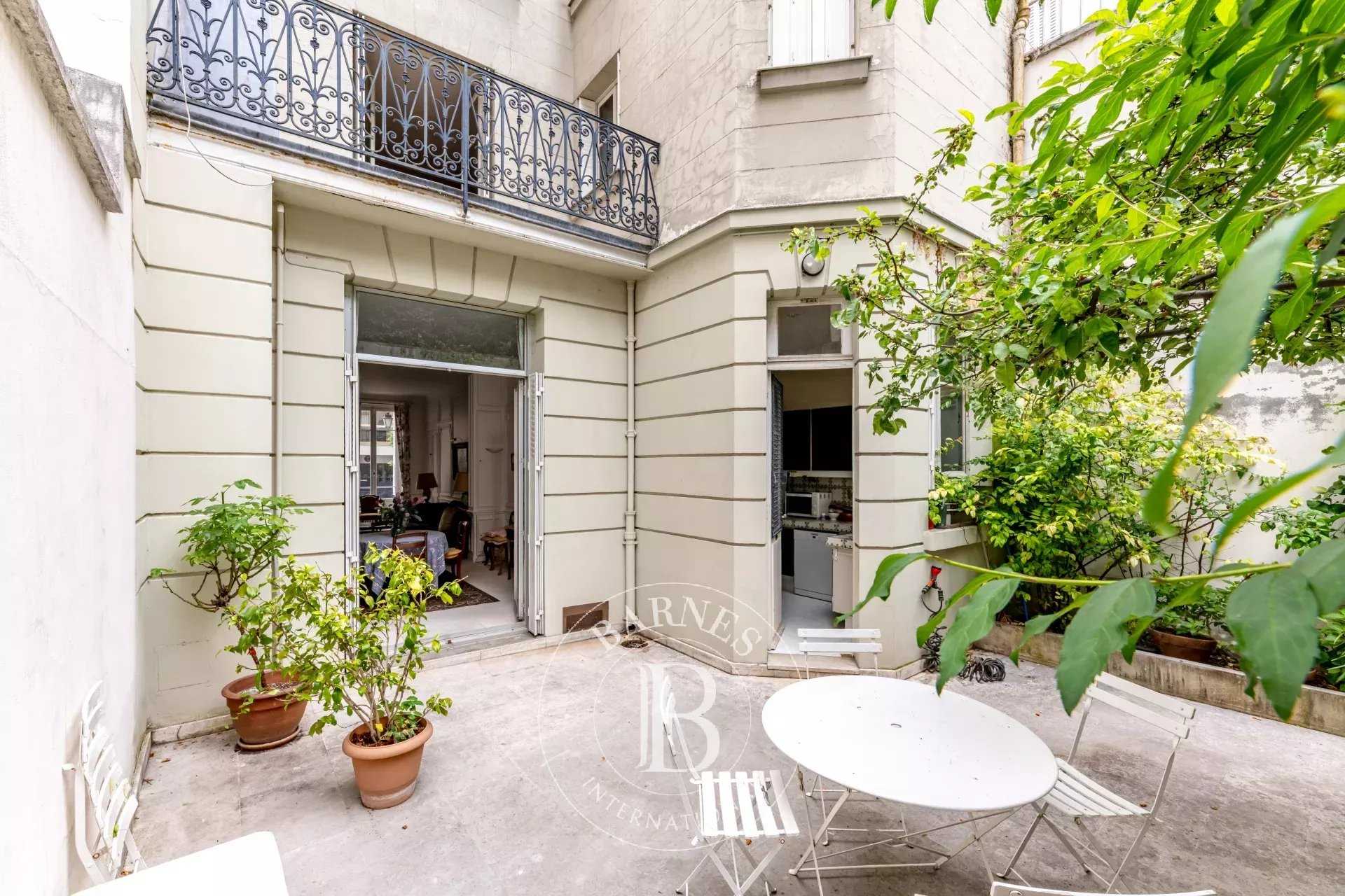 Mansion Paris 75016  -  ref 86050529 (picture 1)