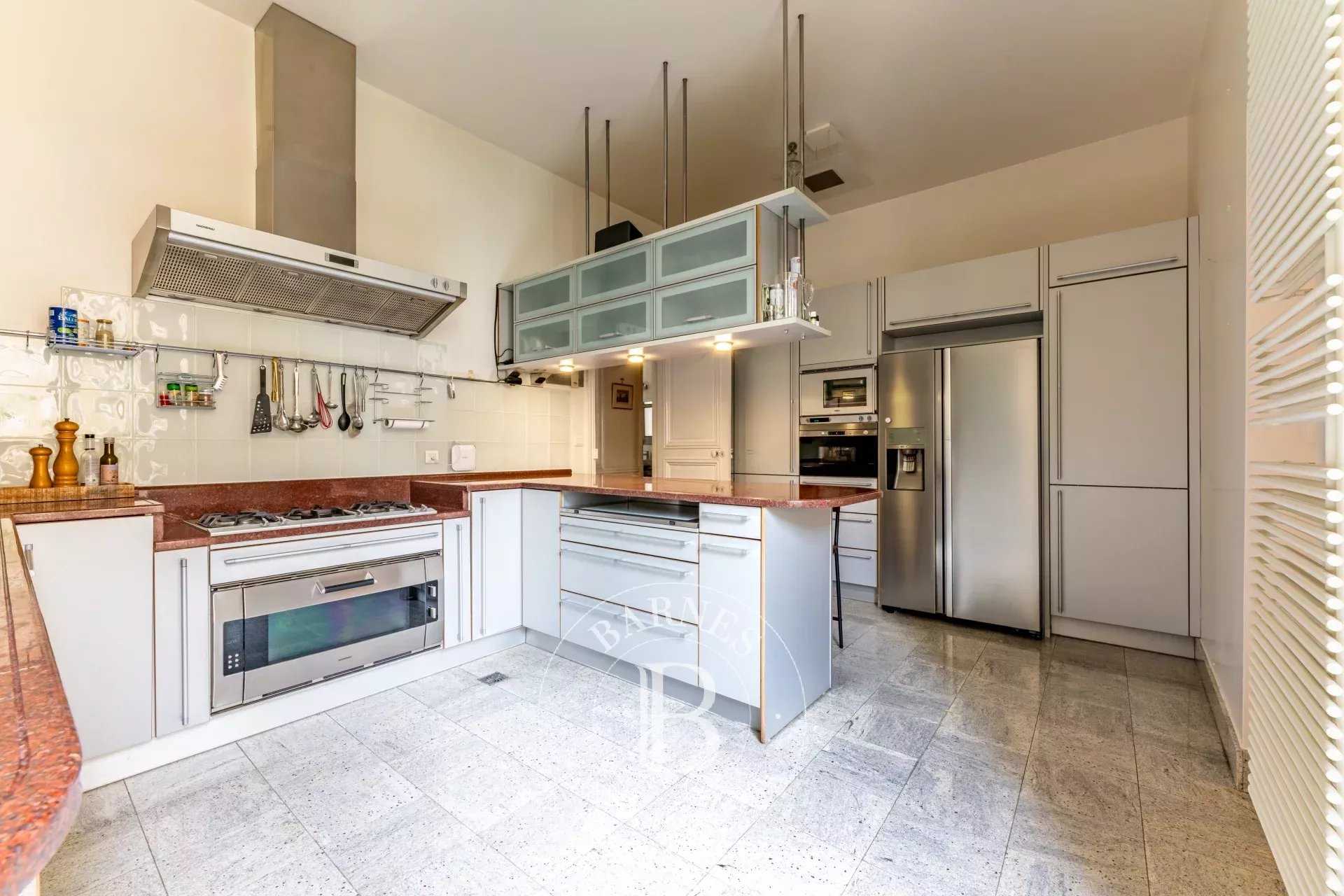 Apartment Paris 75016  -  ref 85937134 (picture 3)