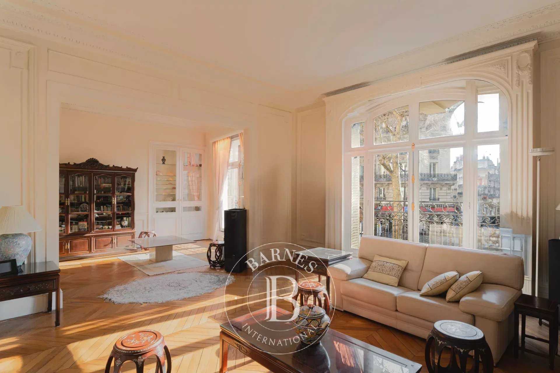 Appartement Paris 75016  -  ref 85944473 (picture 1)