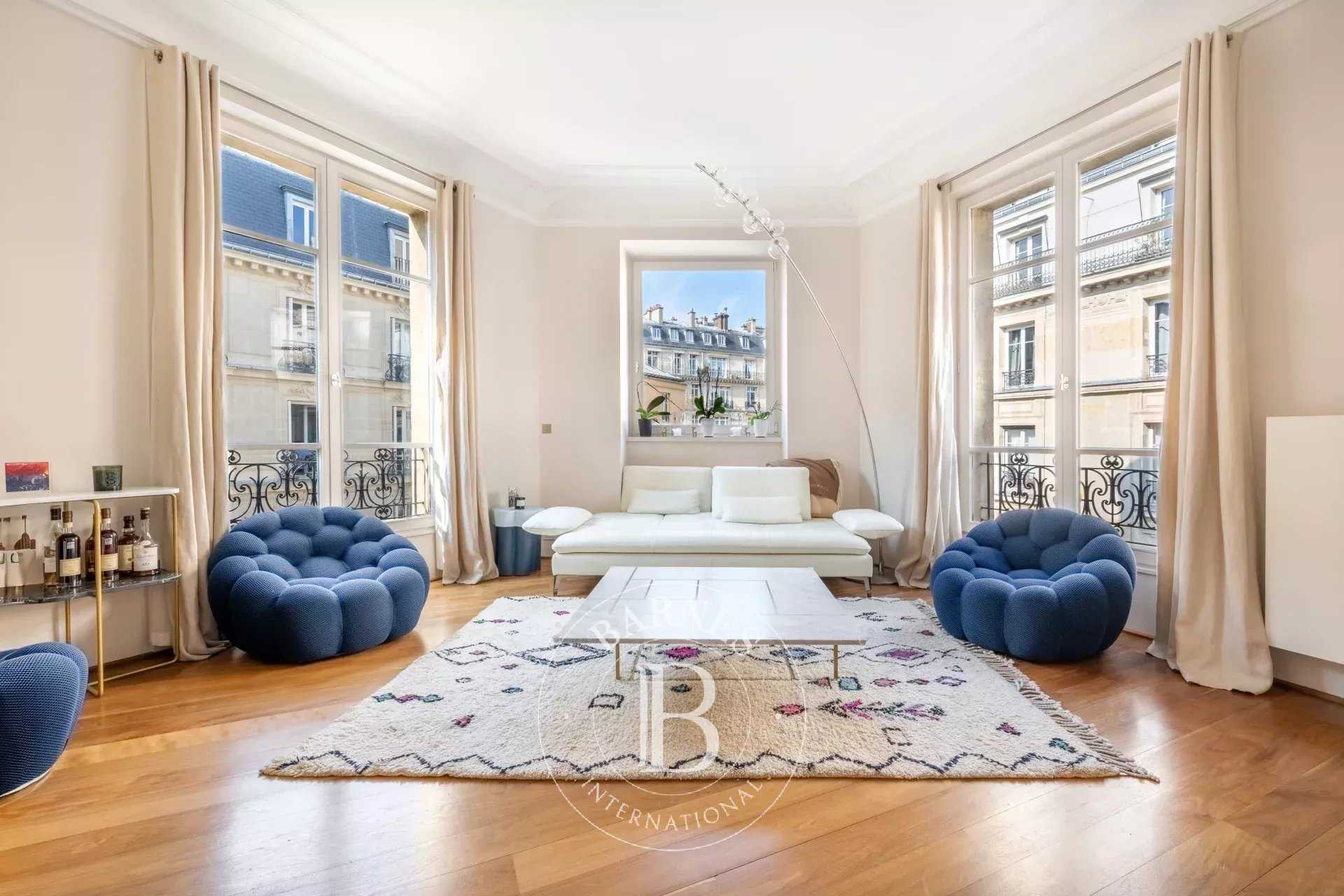 Apartment Paris 75016  -  ref 85734776 (picture 1)