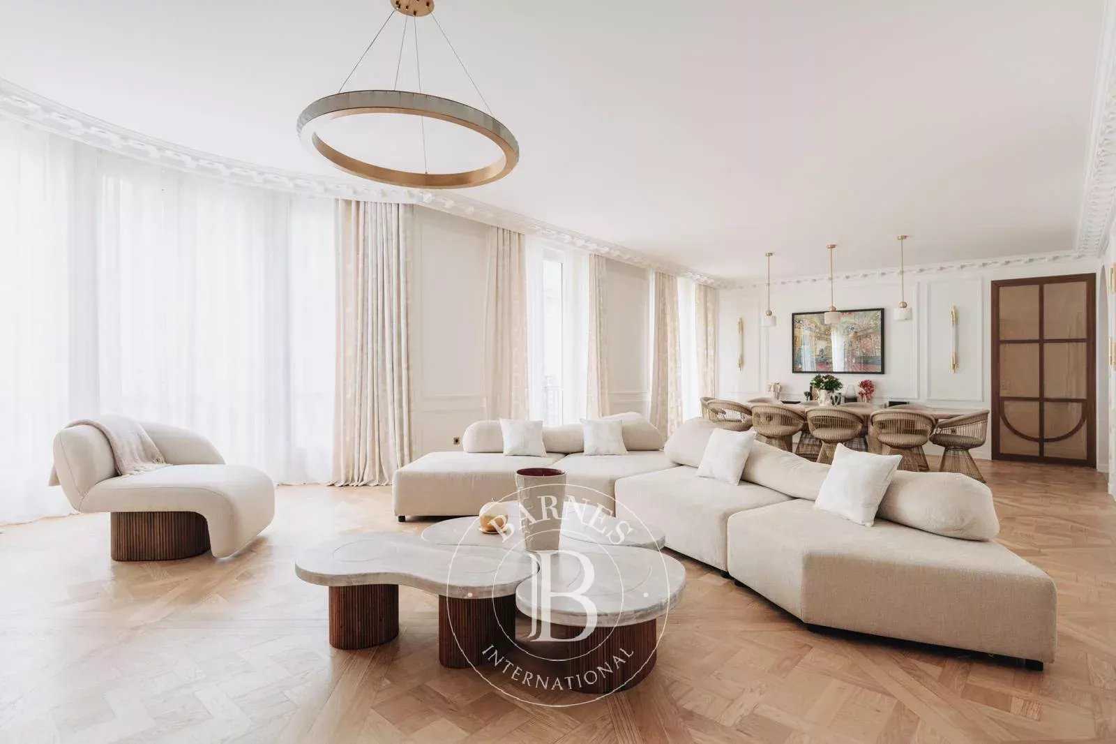 Apartment Paris 75016  -  ref 85599476 (picture 1)