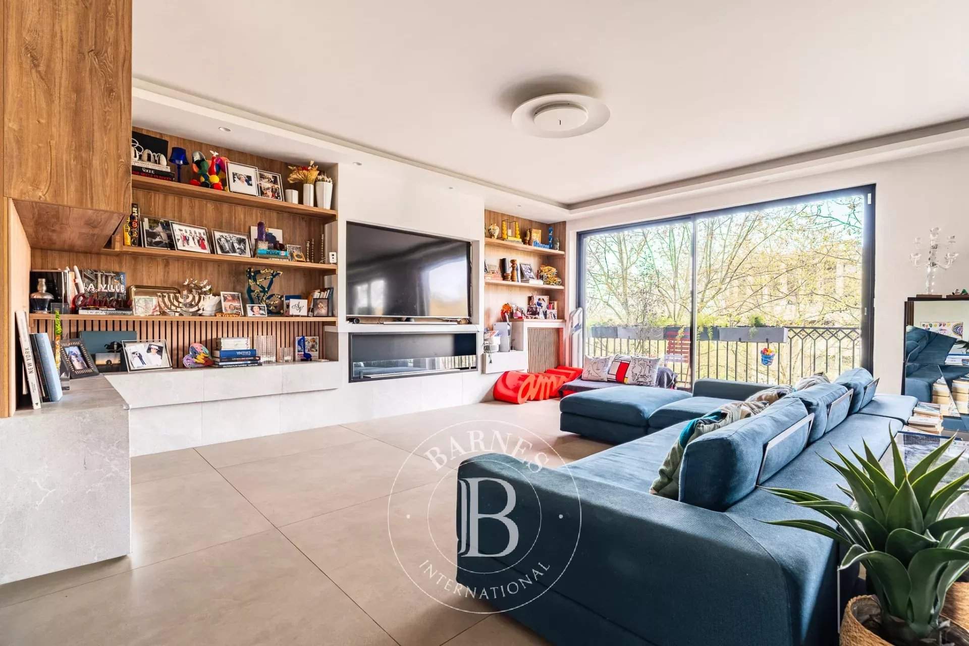 Paris  - Appartement 5 Pi&egrave;ces 3 Chambres - picture 5