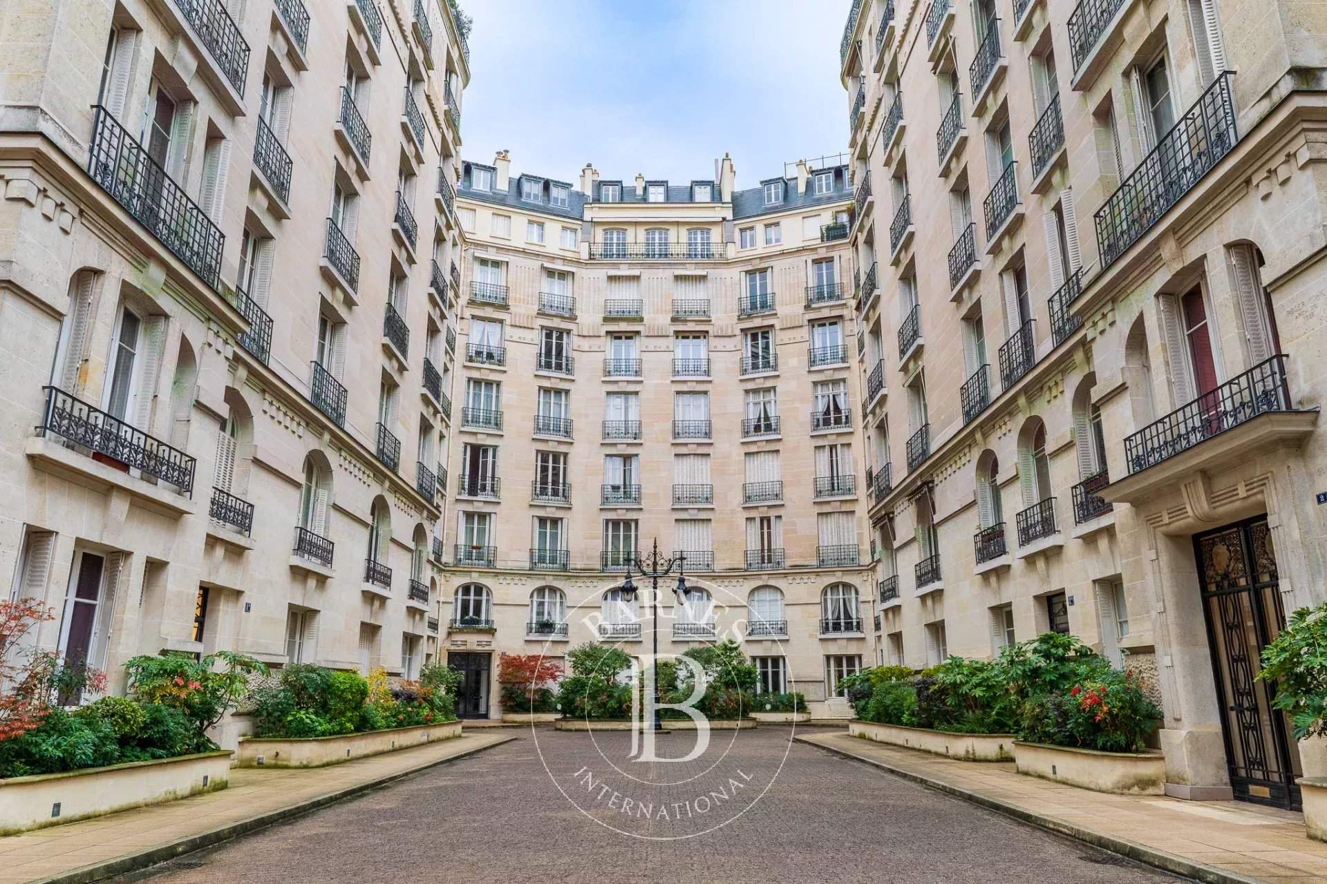 Paris  - Appartement 6 Pièces 3 Chambres - picture 18