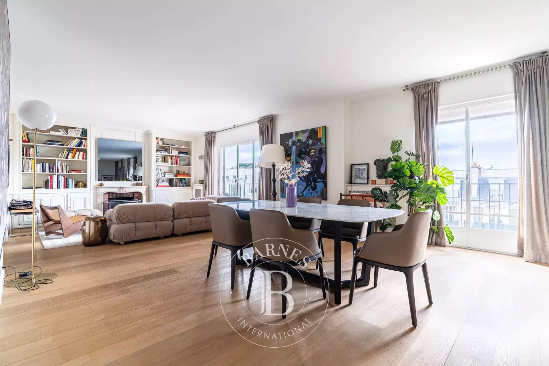 Paris  - Appartement 6 Pi&egrave;ces 4 Chambres - picture 8