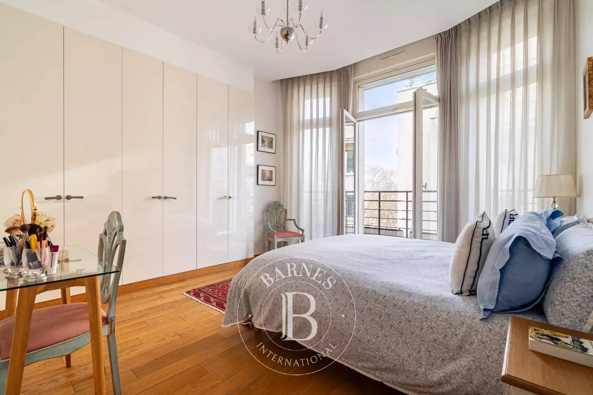 Paris  - Apartment 3 Bedrooms - picture 6