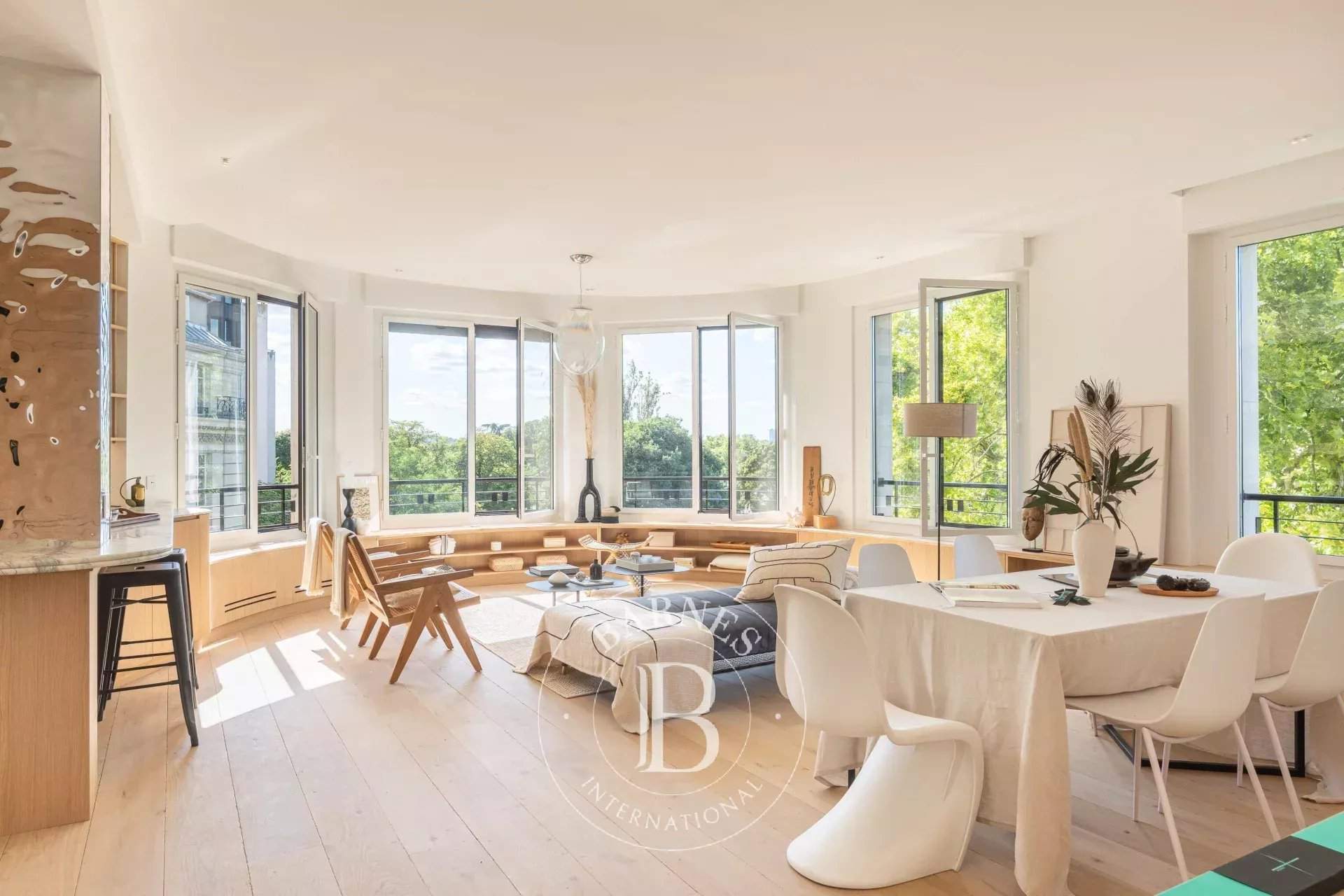 Paris  - Apartment 3 Bedrooms - picture 1
