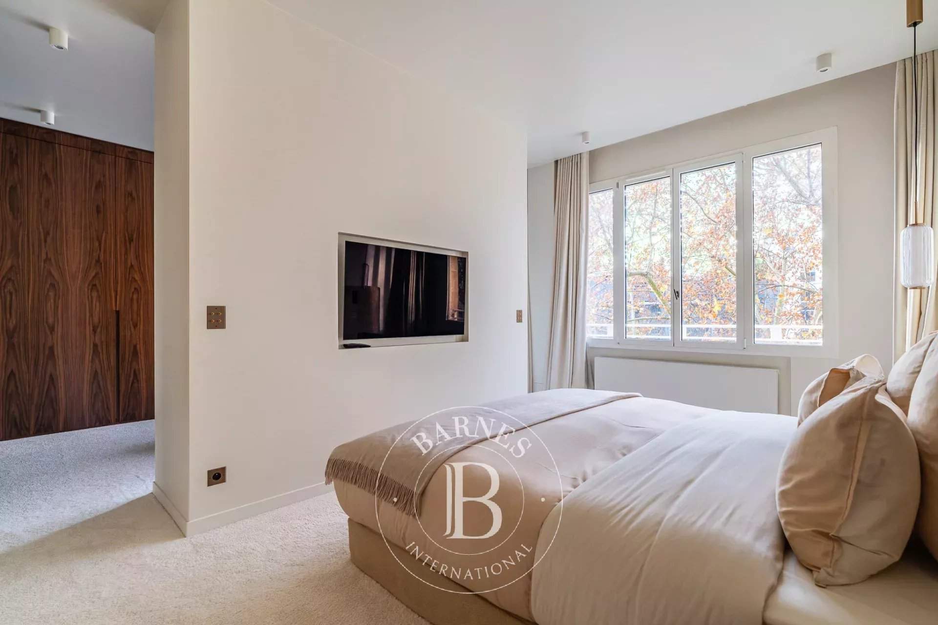 Paris  - Apartment 3 Bedrooms - picture 17
