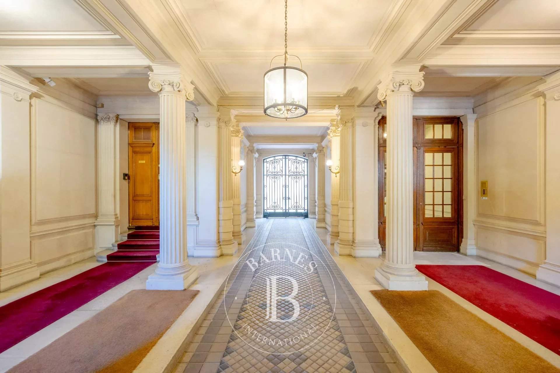 Paris  - Appartement 6 Pi&egrave;ces 3 Chambres - picture 16