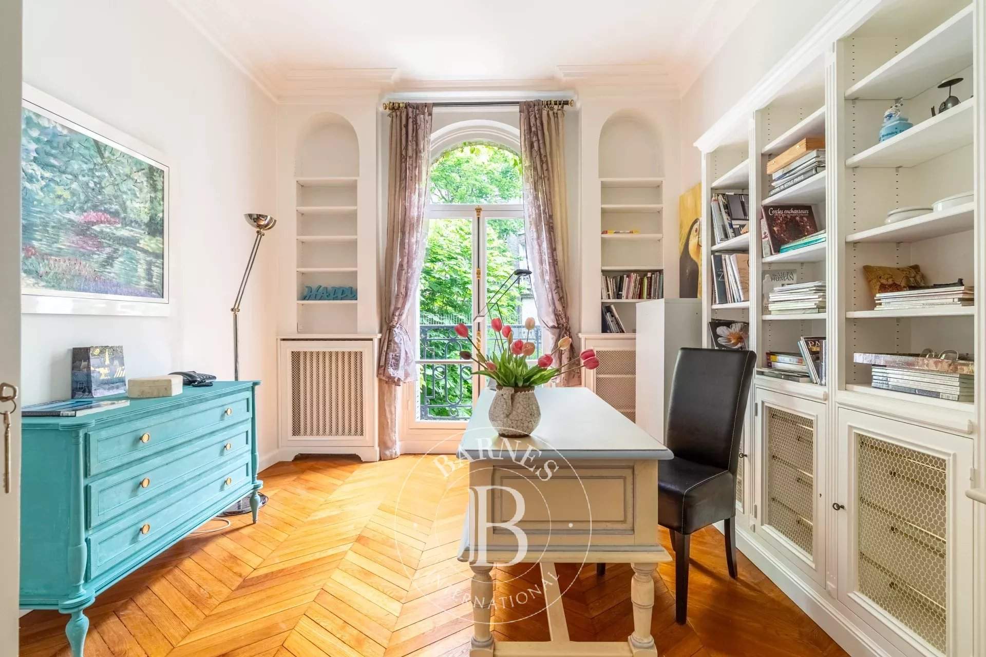 Paris  - Apartment 4 Bedrooms - picture 11
