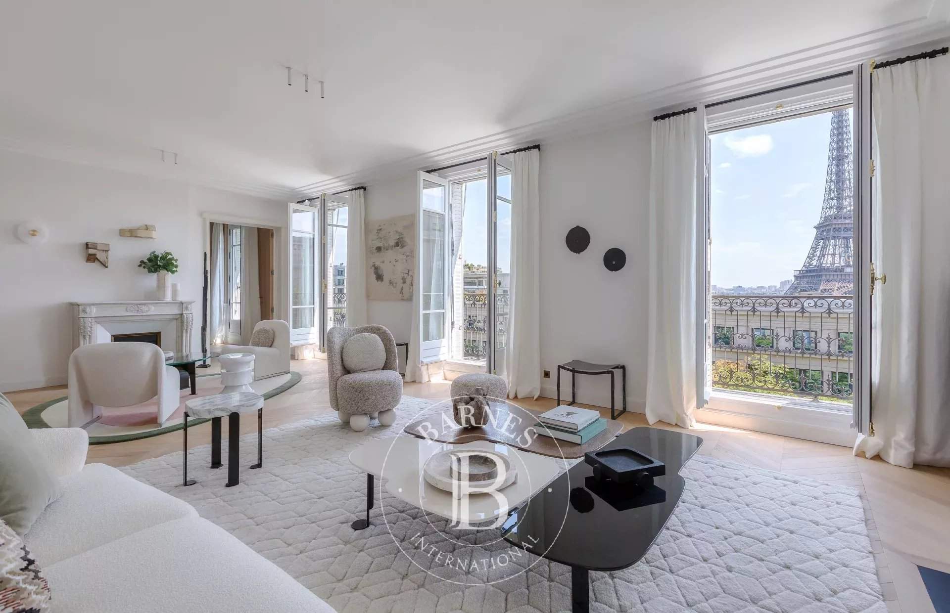 Paris  - Appartement  - picture 2