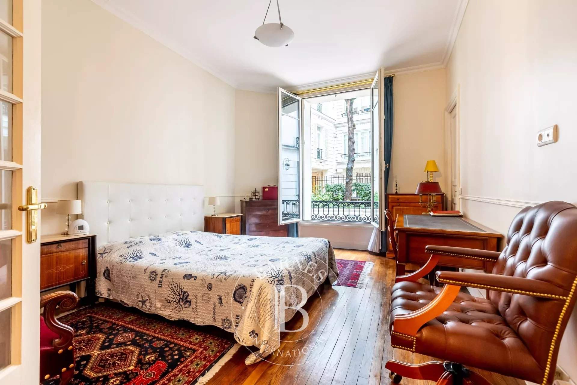 Paris  - Apartment 3 Bedrooms - picture 10