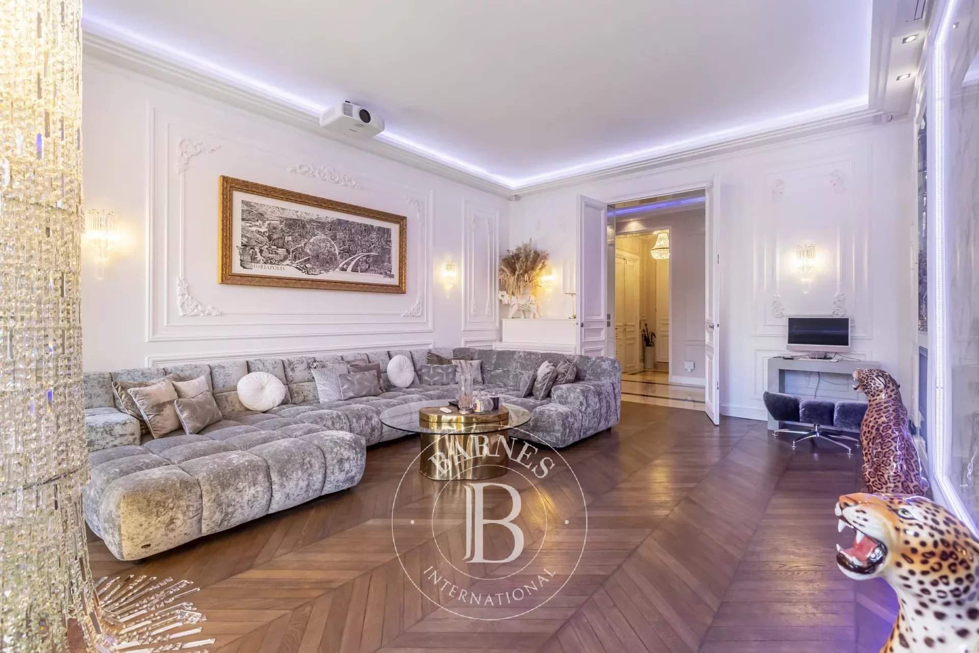 Paris  - Apartment 4 Bedrooms - picture 4