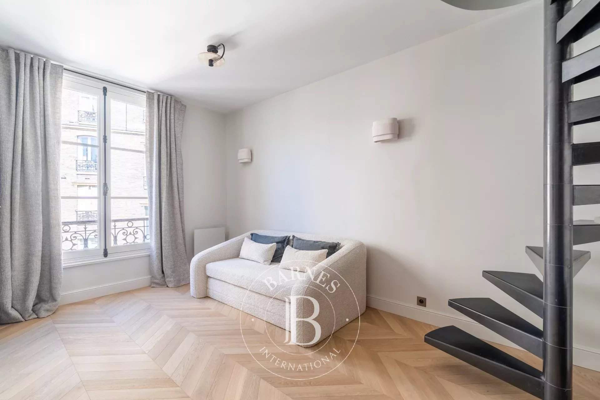 Paris  - Apartment 3 Bedrooms - picture 14