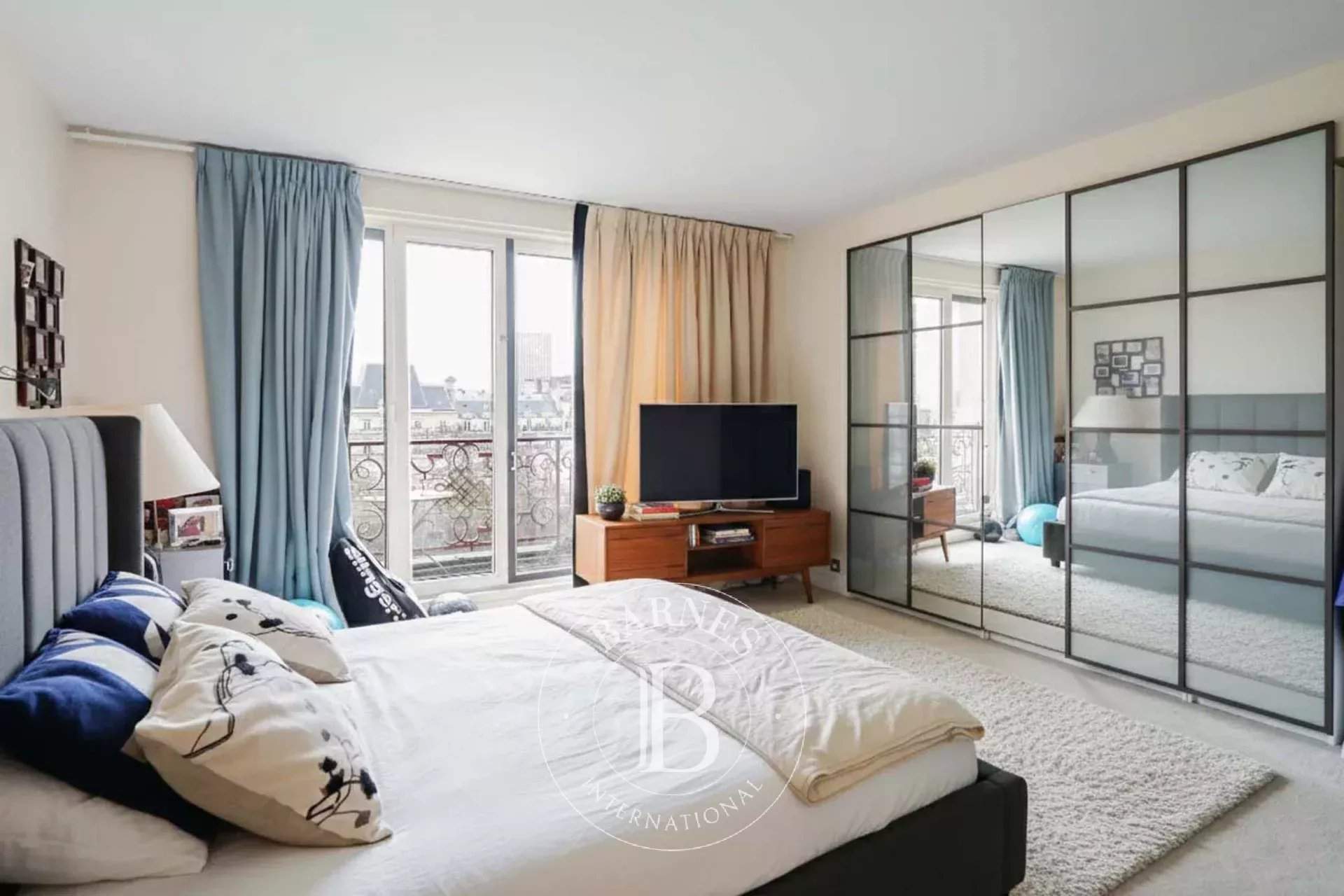 Paris  - Appartement 5 Pi&egrave;ces 3 Chambres - picture 10