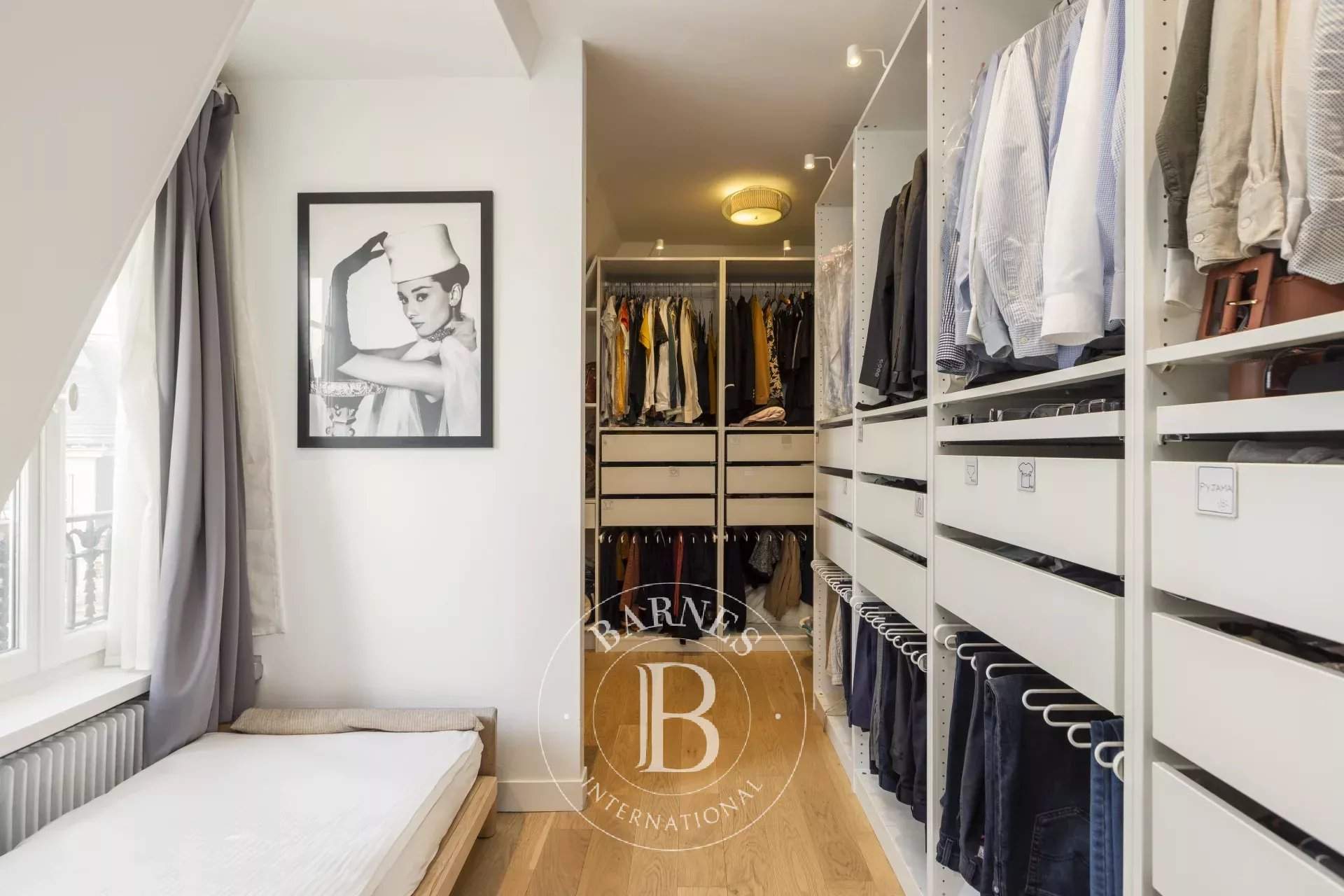 Paris  - Apartment 3 Bedrooms - picture 12