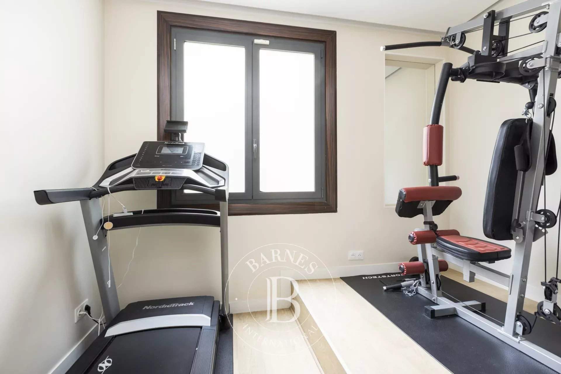 Paris  - Apartment 3 Bedrooms - picture 10