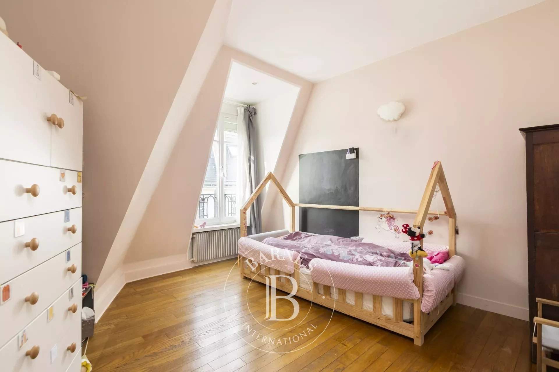 Paris  - Apartment 3 Bedrooms - picture 14