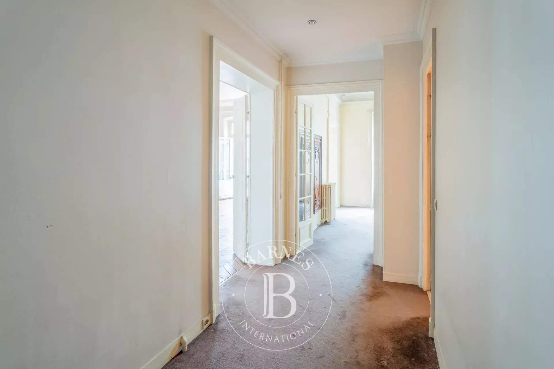 Paris  - Apartment 2 Bedrooms - picture 4