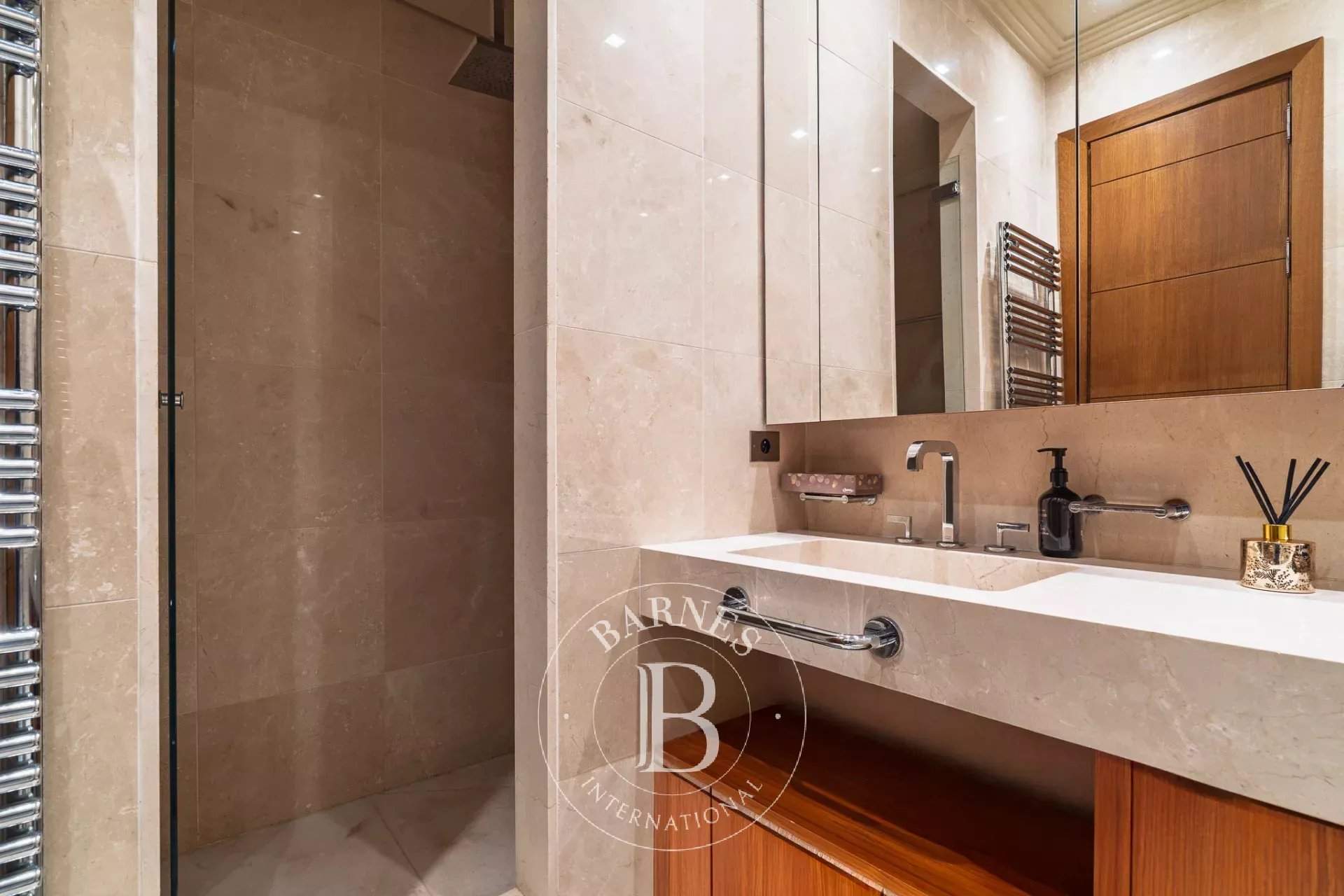 Paris  - Appartement 9 Pi&egrave;ces 4 Chambres - picture 14