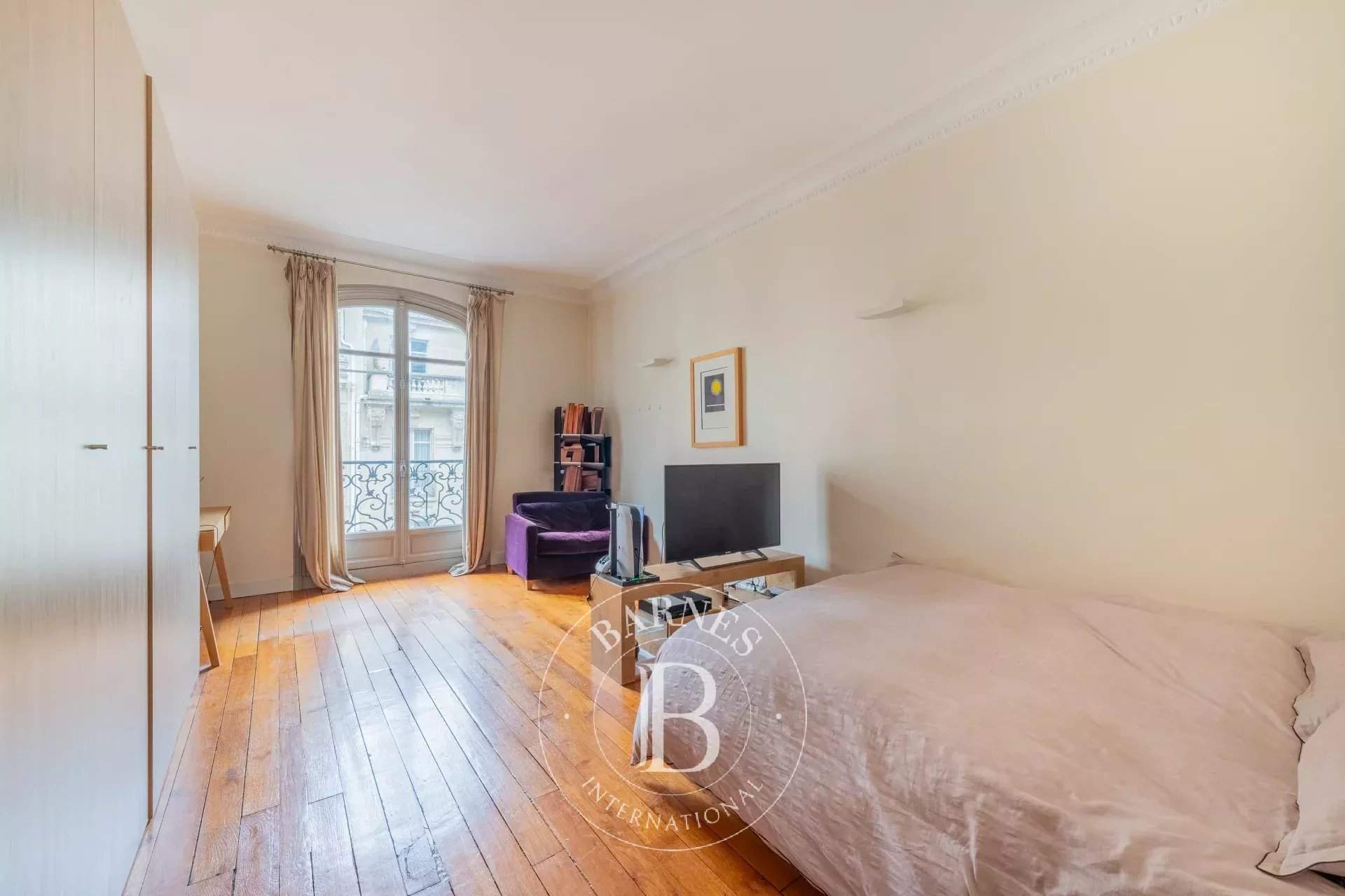 Paris  - Appartement 5 Pièces 4 Chambres - picture 13