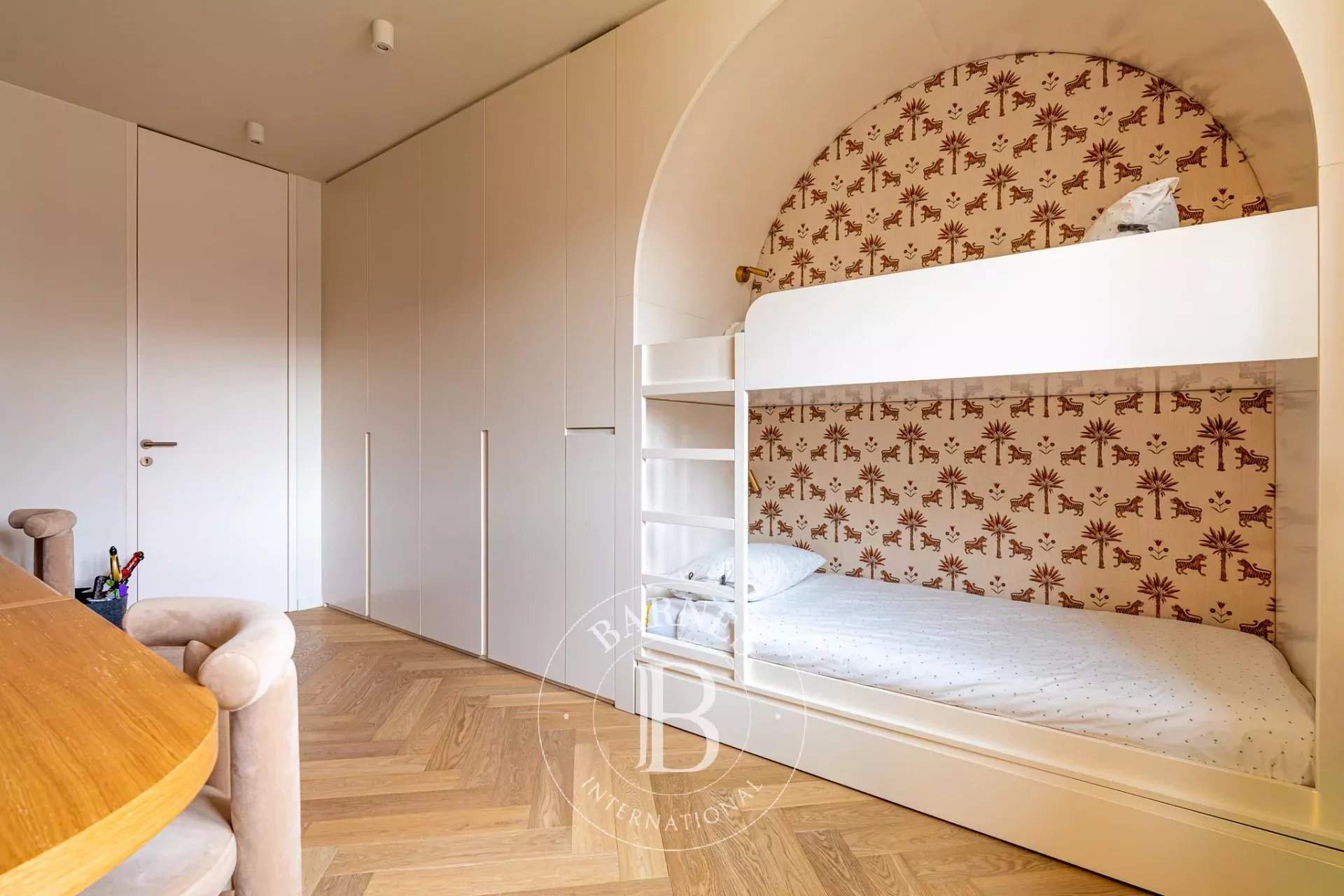 Paris  - Apartment 3 Bedrooms - picture 19