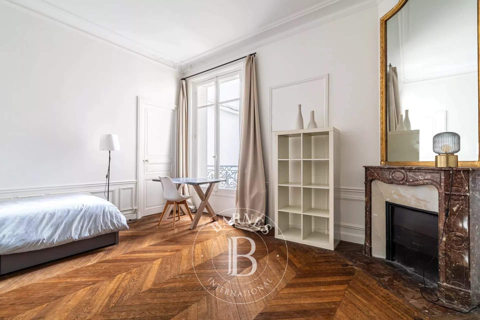 Paris  - Apartment 4 Bedrooms - picture 14