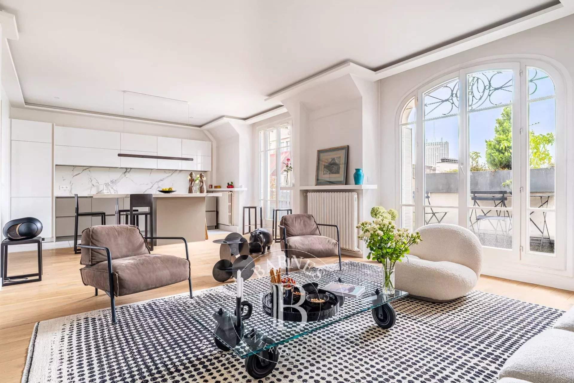 Paris  - Appartement 5 Pi&egrave;ces 3 Chambres - picture 17