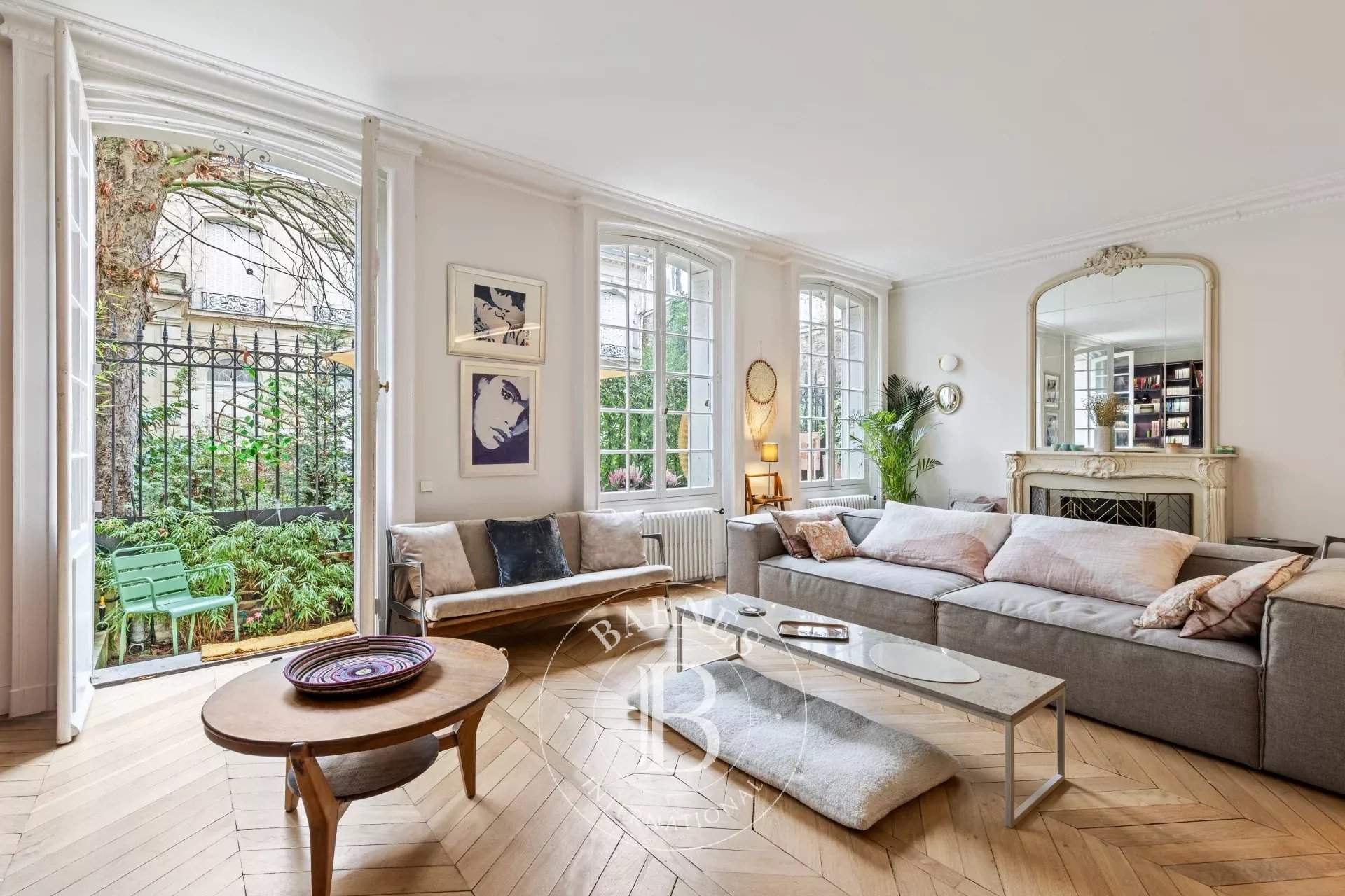 Paris  - Piso 7 Cuartos 5 Habitaciones - picture 1