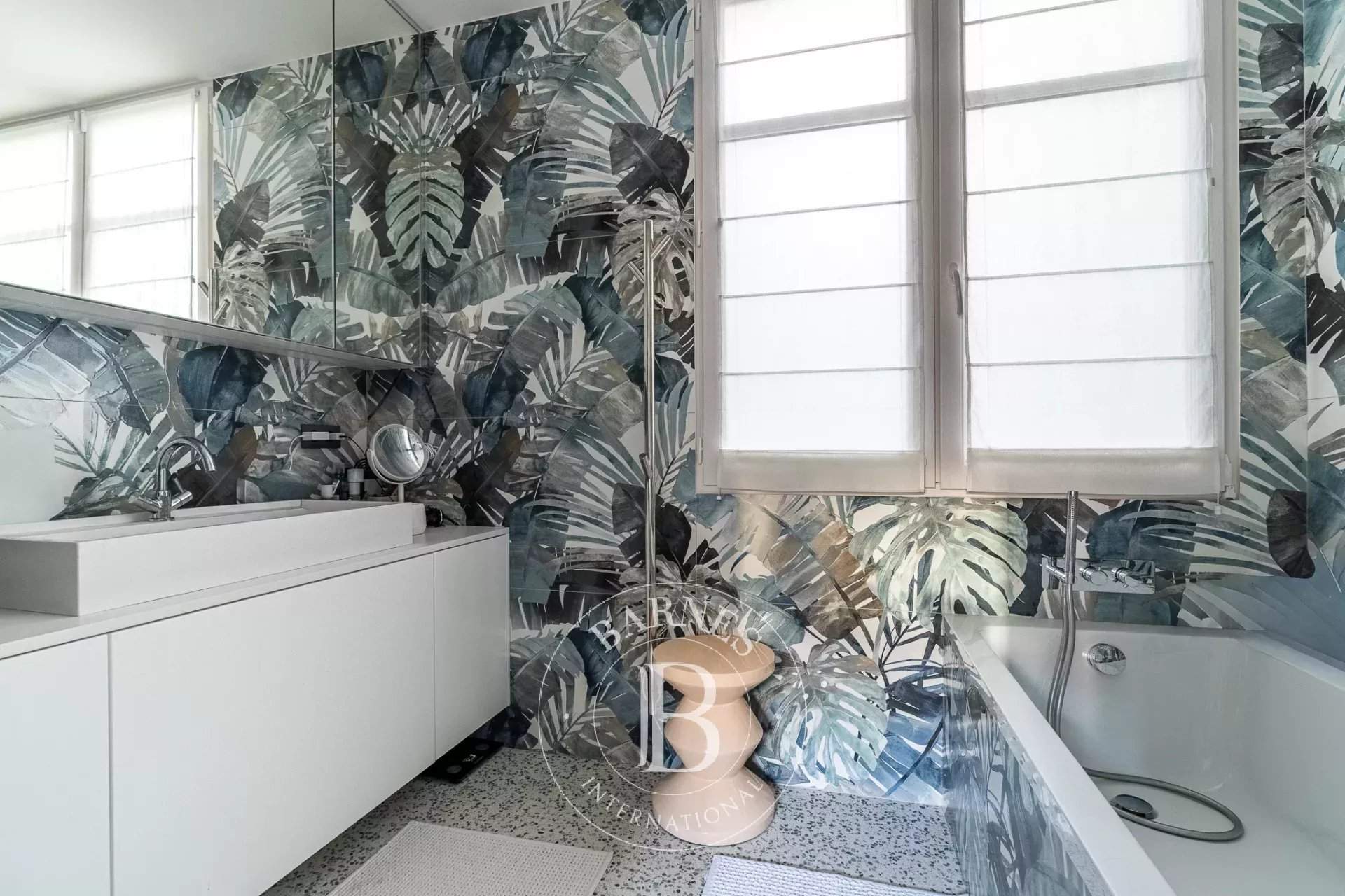 Paris  - Appartement 5 Pi&egrave;ces 2 Chambres - picture 10