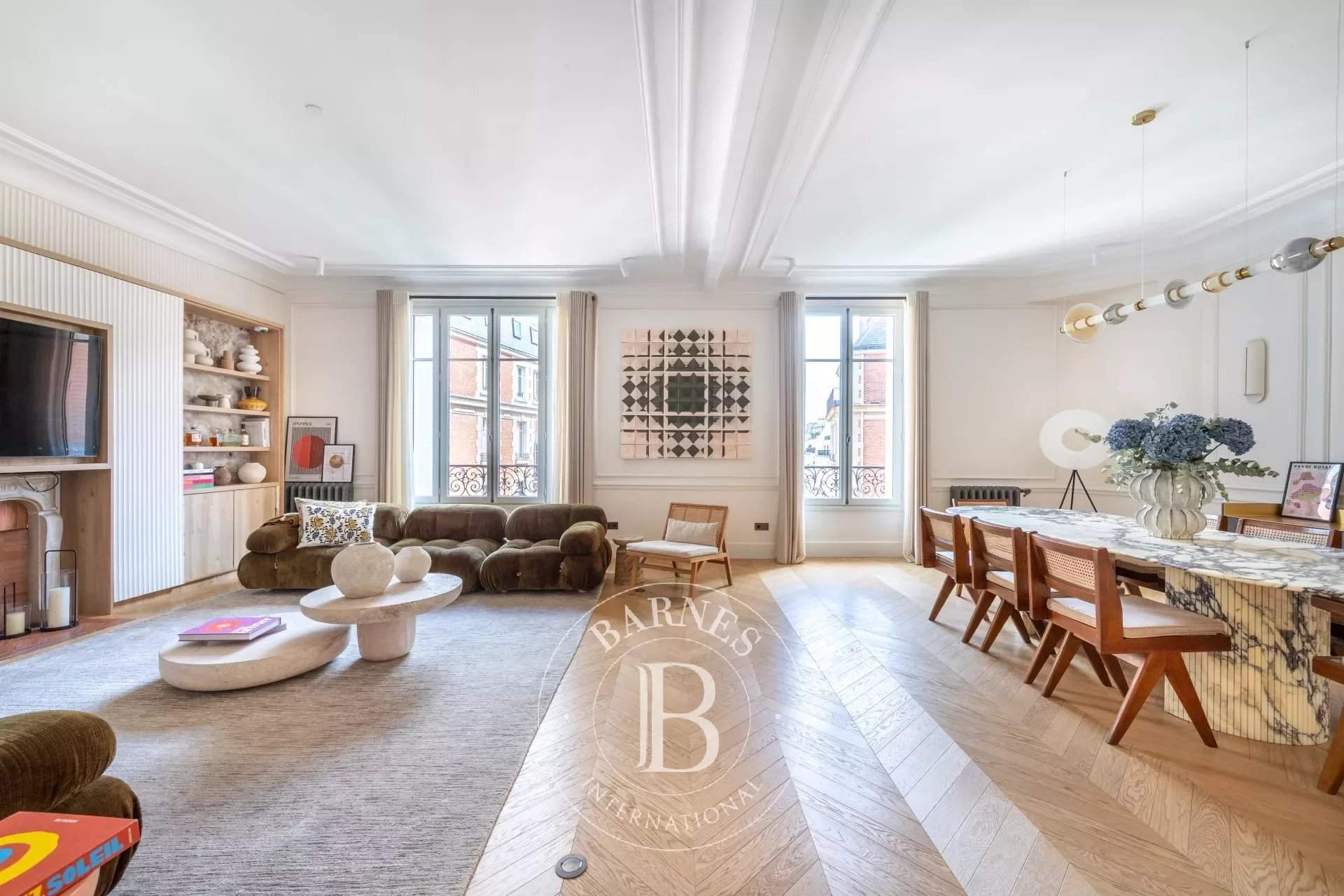 Vente Appartement 146m² 5 Pièces à Paris (75011) - Barnes