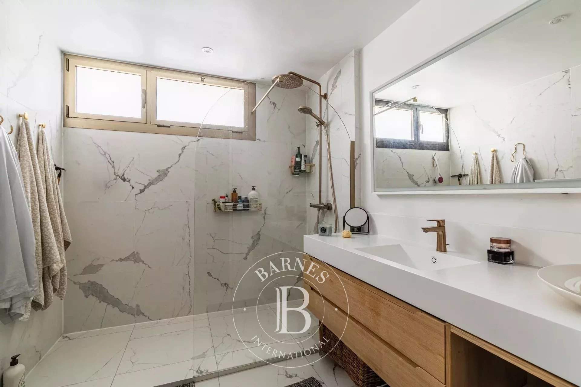 Paris  - Apartment 3 Bedrooms - picture 17