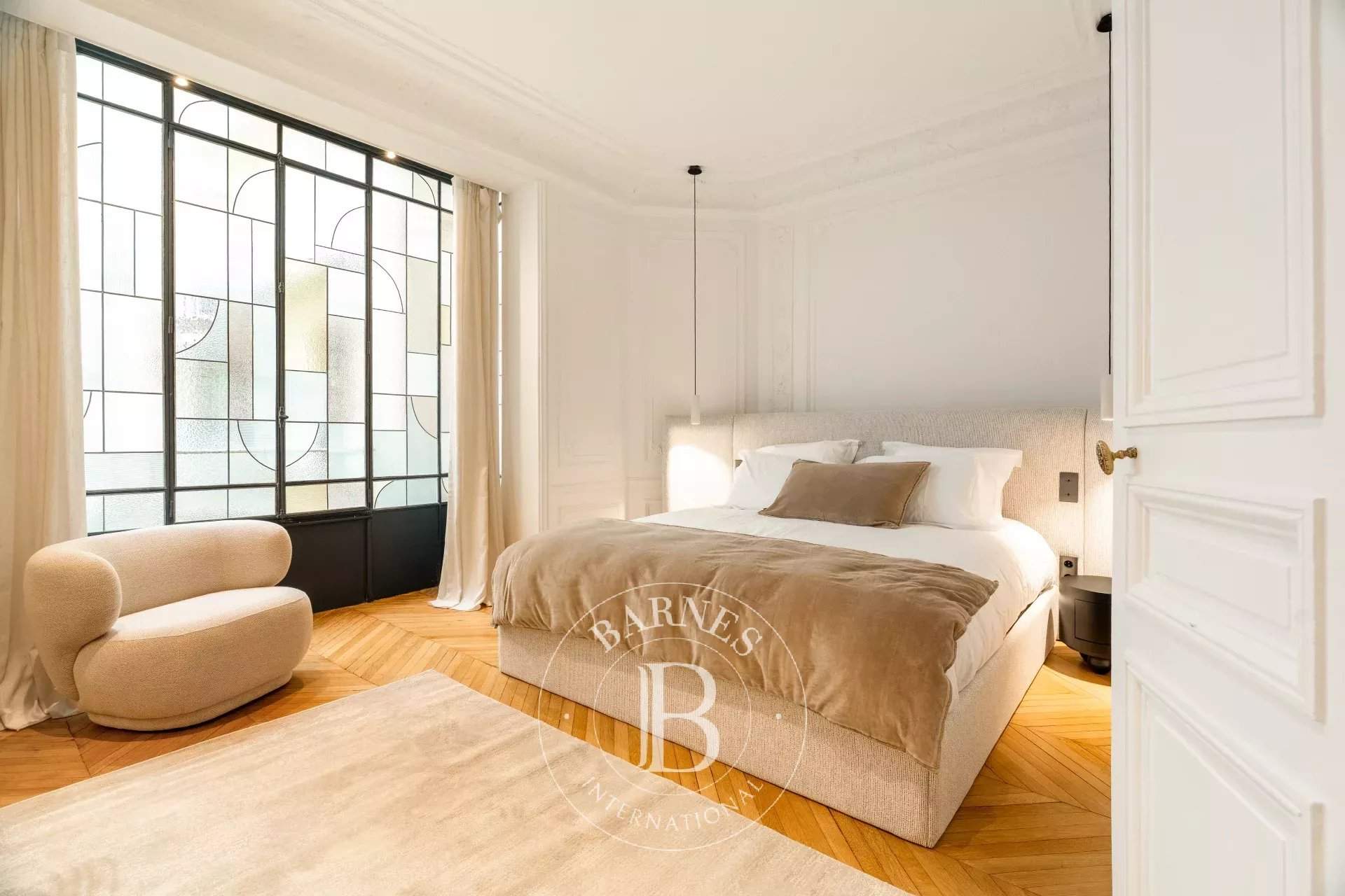 Paris  - Apartment 4 Bedrooms - picture 11